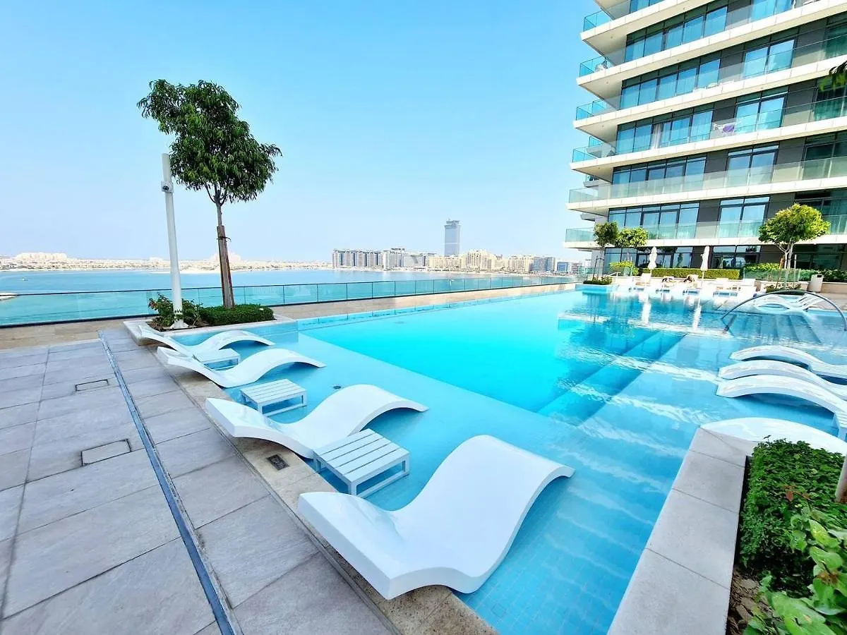 Seaside Serenity: 1-Br Apartment With Beach Access Dubai 0*,  United Arab Emirates